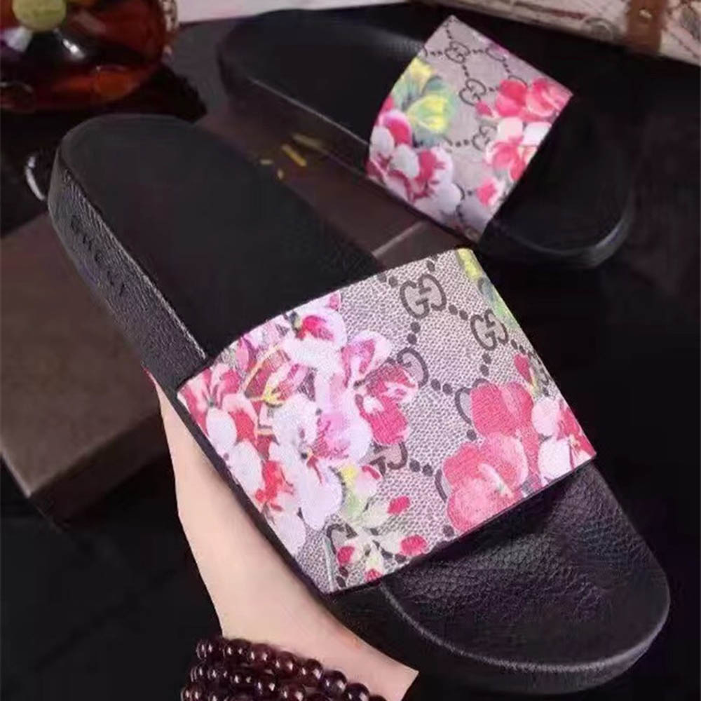 Gucci Bird And Flower Flip Flops - everydesigner