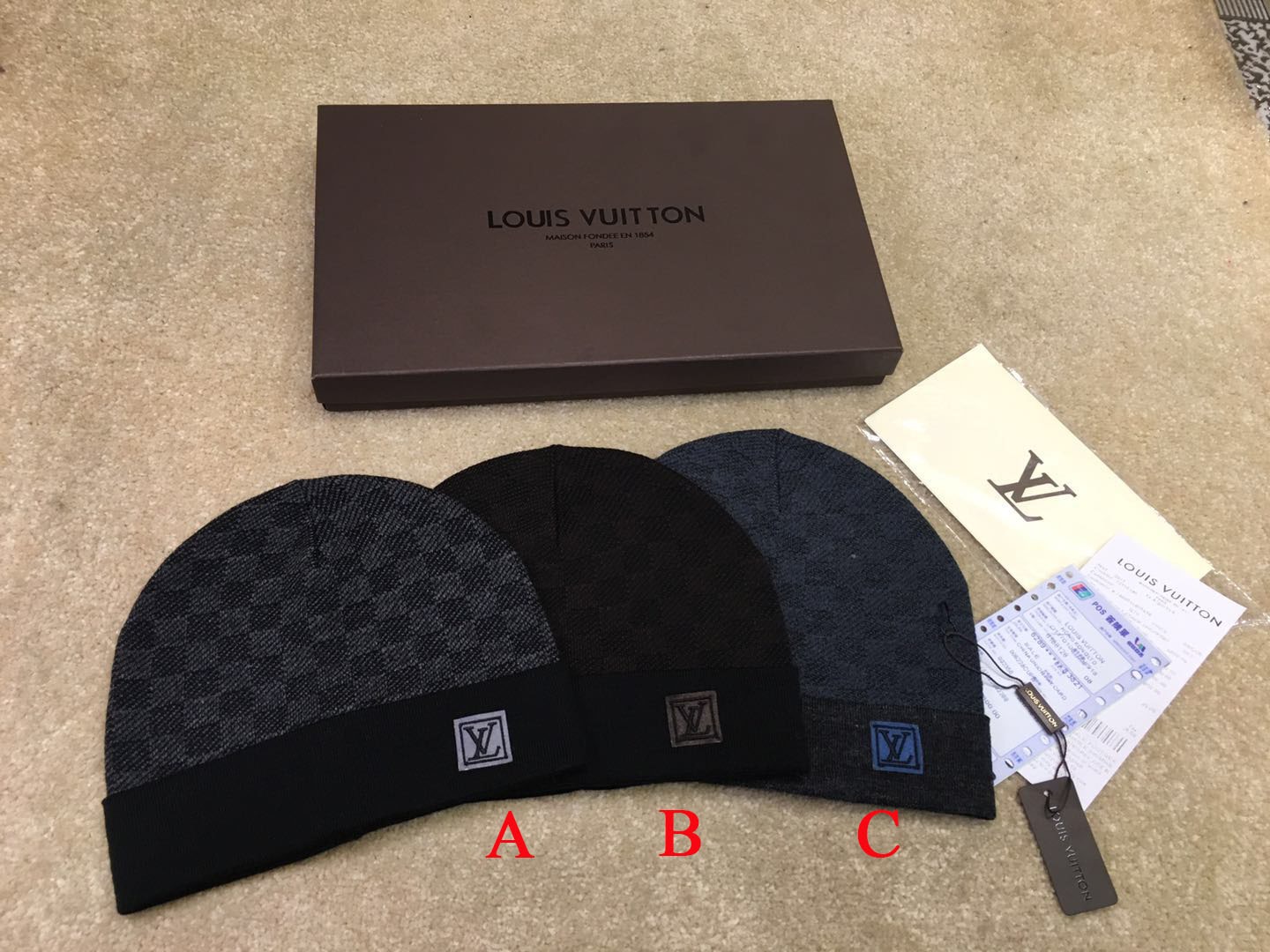 Louis Vuitton Beanie Hat - everydesigner