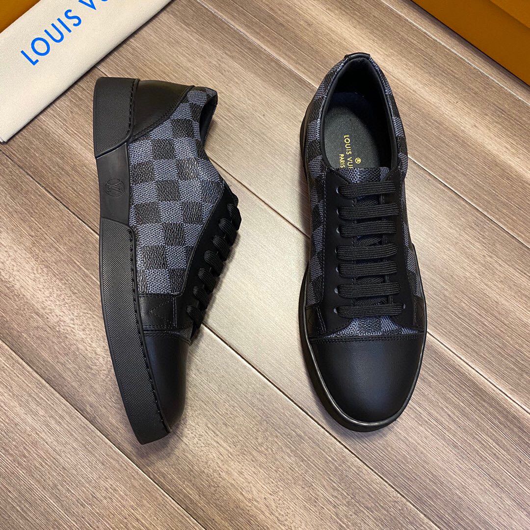 Louis Vuitton Damier Trainers - everydesigner