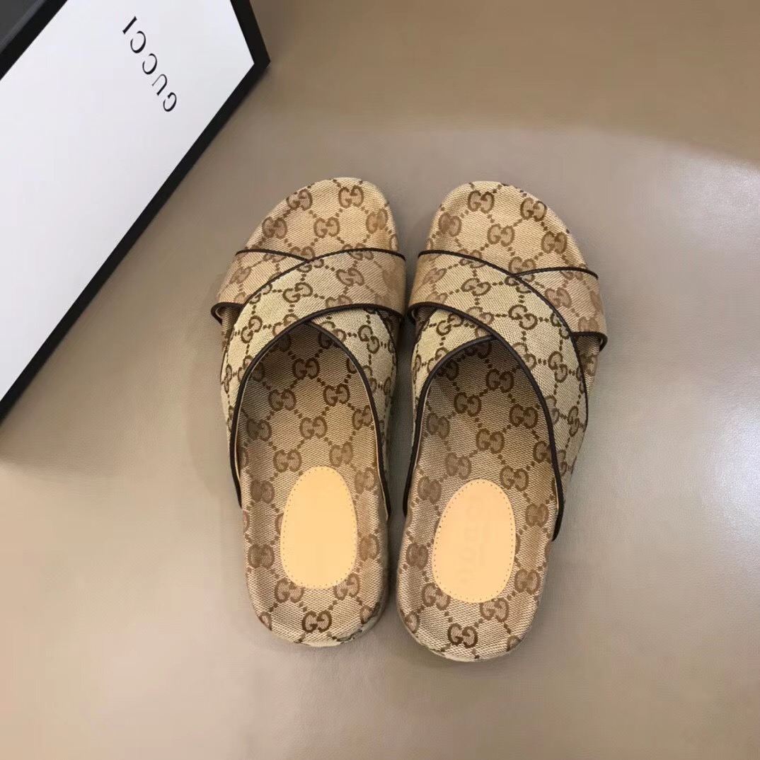 Gucci Men's GG Slide Sandal - everydesigner