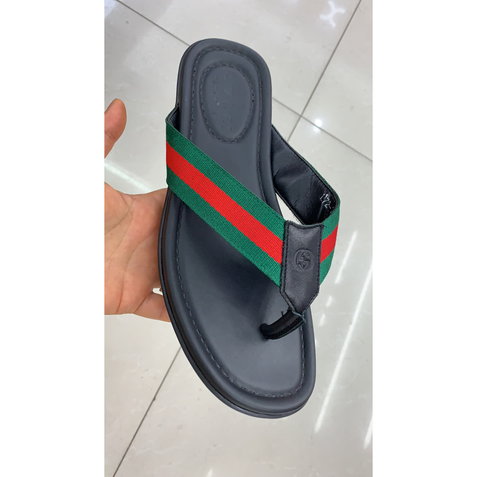 Gucci Web Flip Flops - everydesigner