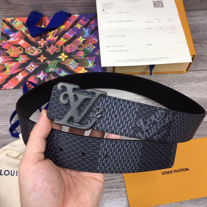 Louis Vuitton Squared 40MM Belt - everydesigner