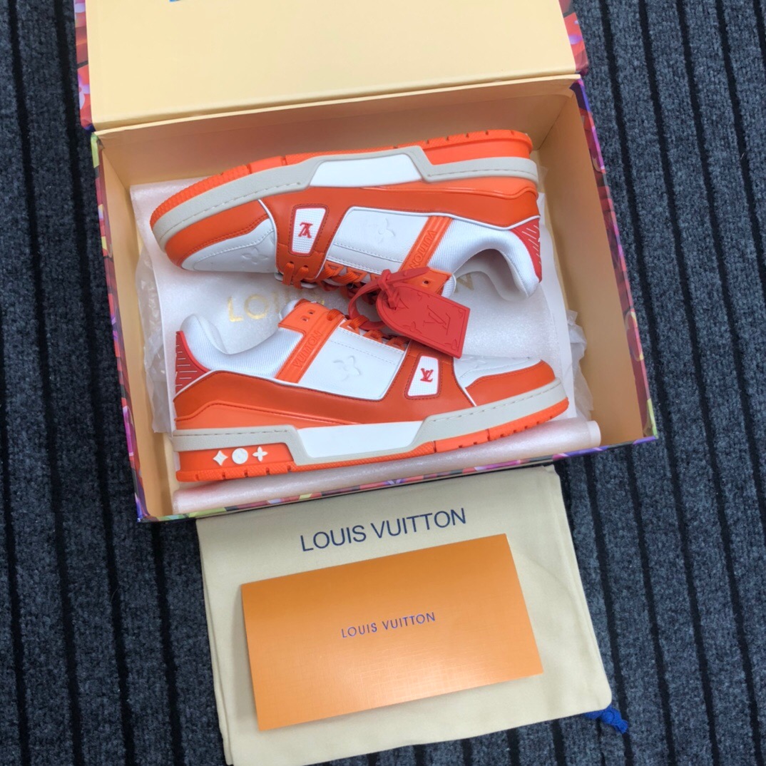 Louis Vuitton Trainer Sneaker In Orange - everydesigner