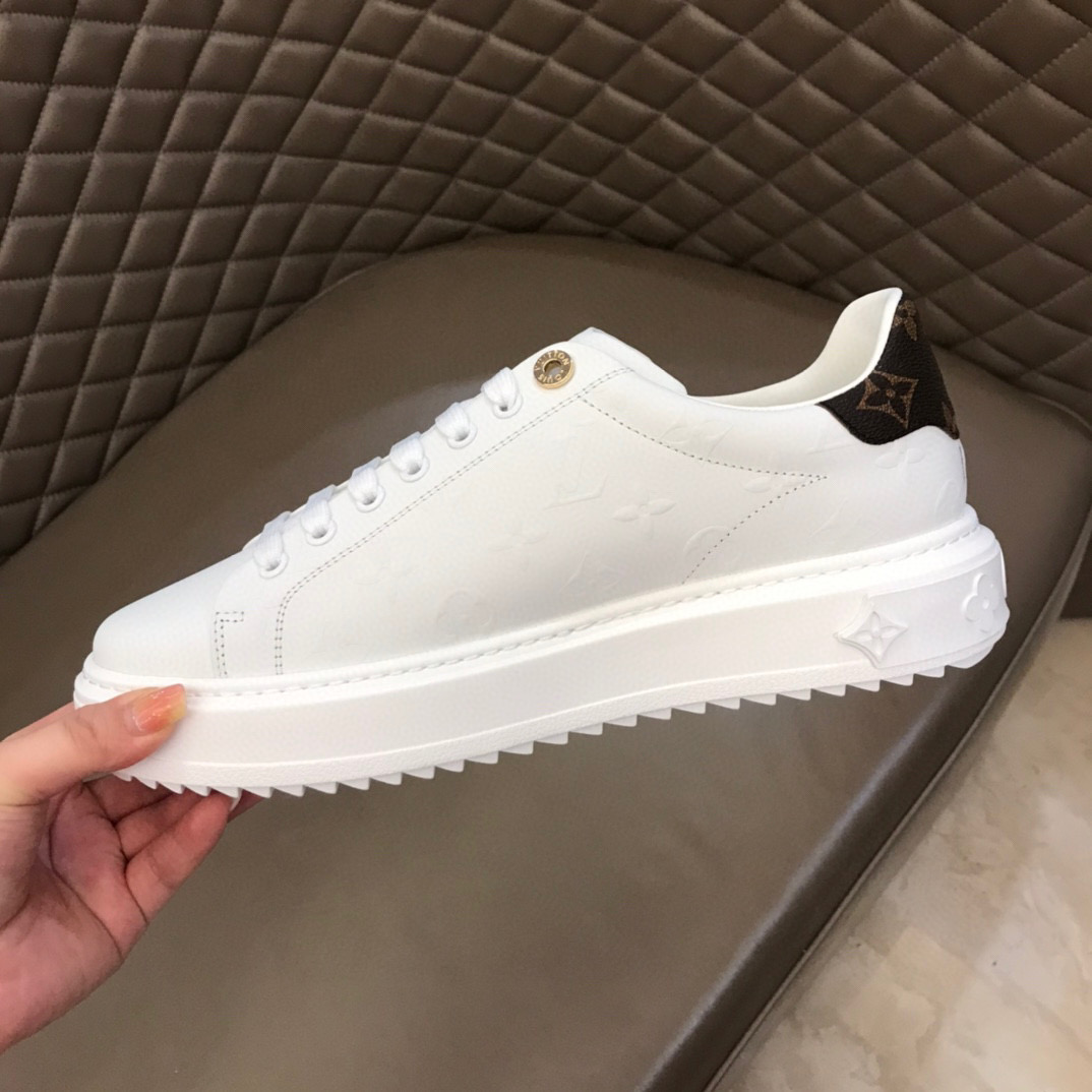 Louis Vuitton Monogram Sneaker (upon uk size) - everydesigner