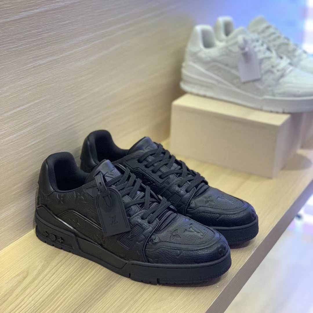 Louis Vuitton Trainer Sneaker - everydesigner