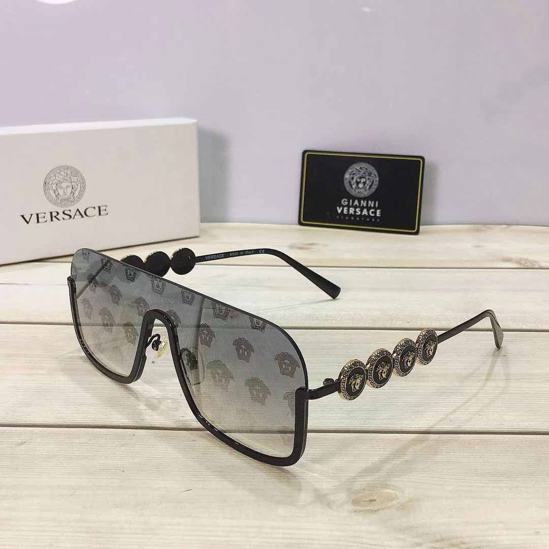 Versace Medusa Sunglasses  - everydesigner