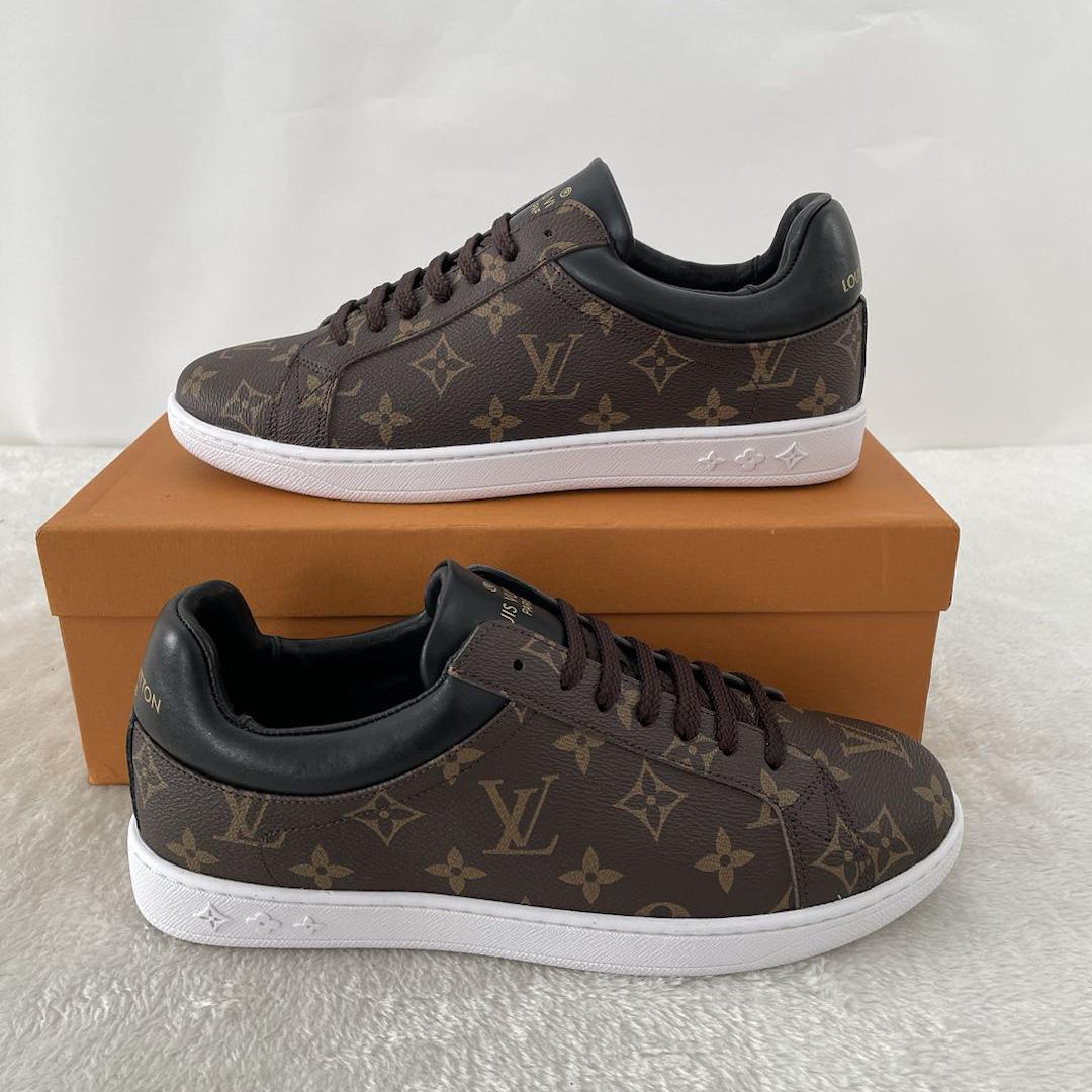 Louis Vuitton Monogram Men's Low-Top Sneakers - everydesigner