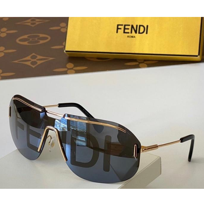 Fendi Sunglasses  - everydesigner