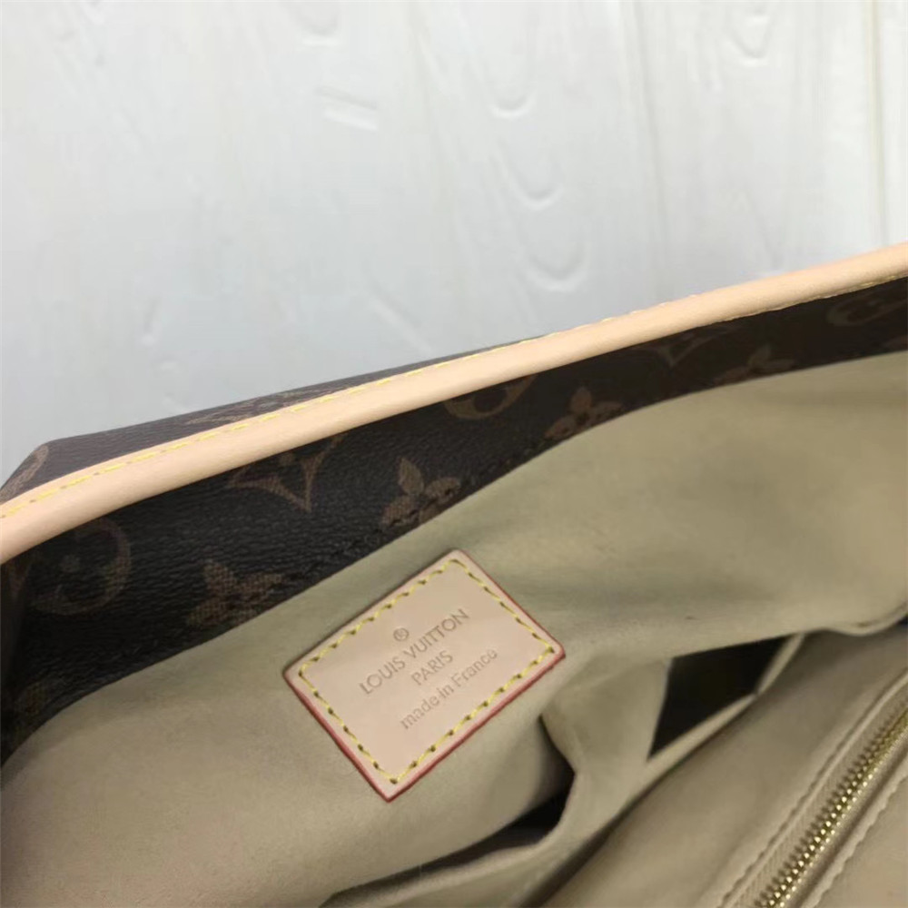 Louis Vuitton Monogram Handbag In Brown  - everydesigner