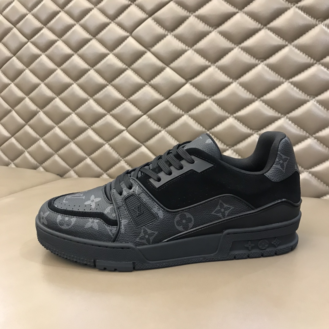 Louis Vuitton Trainer Sneaker - everydesigner