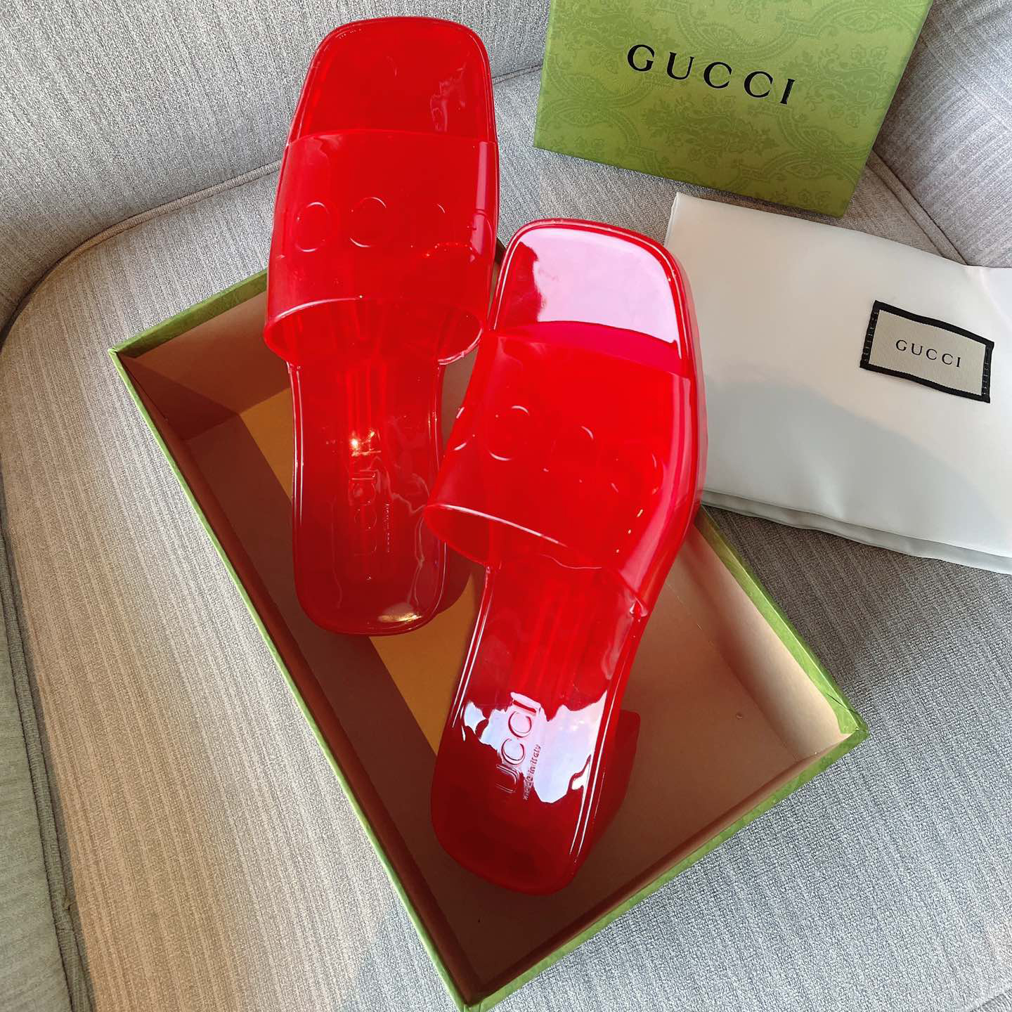 Gucci Plastique Logo-Embossed Rubber Mules - everydesigner