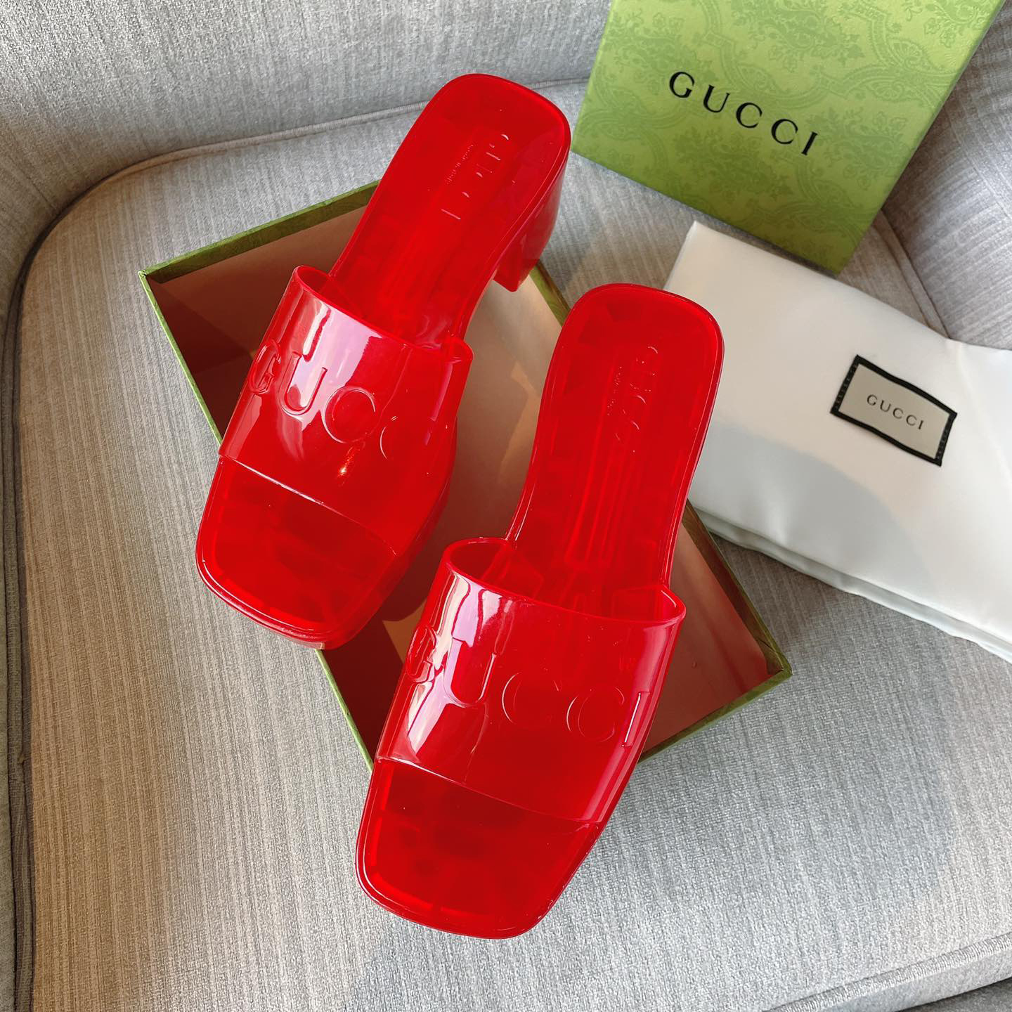 Gucci Plastique Logo-Embossed Rubber Mules - everydesigner