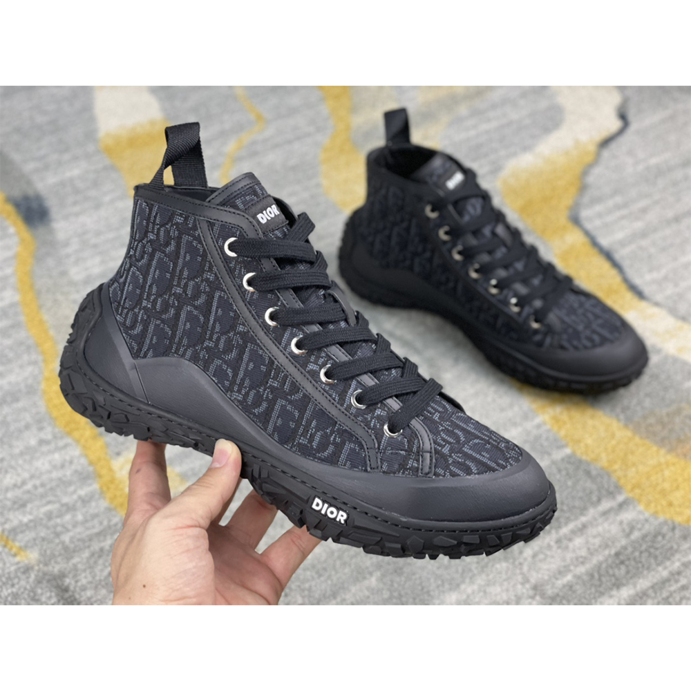 Dior B28 High-top Sneaker In Black - everydesigner