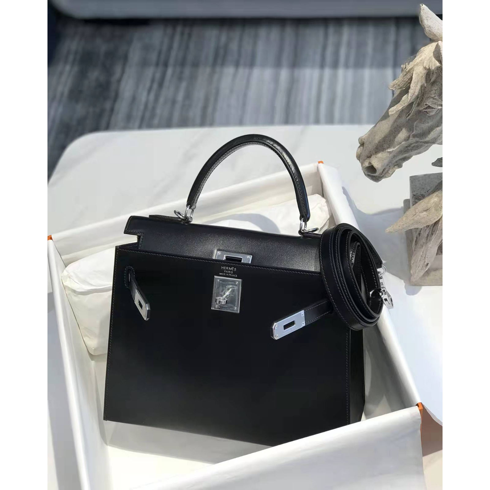 Hermes Women Handbag  - everydesigner