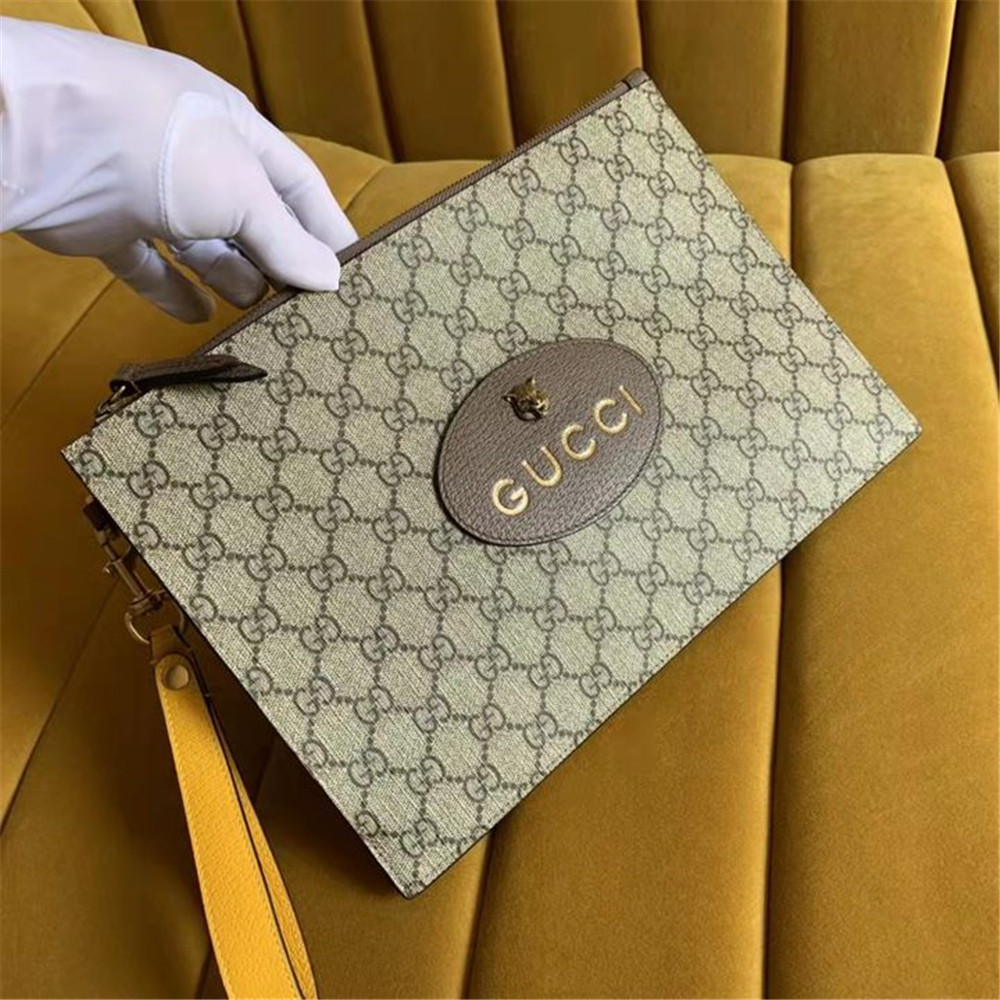 Gucci  GG Clutch Bag (30.5-21-1.5cm) - everydesigner