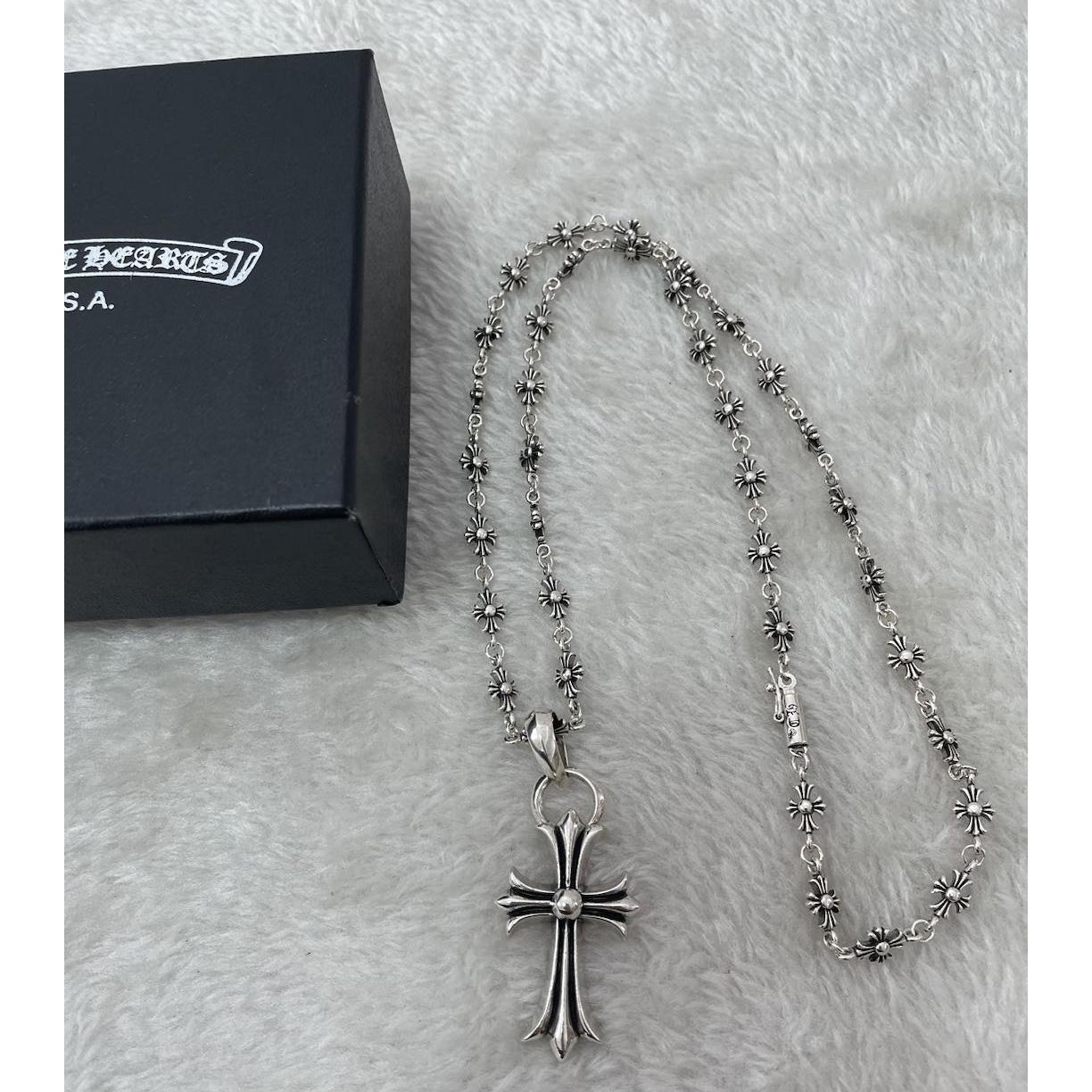 Chrome Heart Cross Necklace - everydesigner