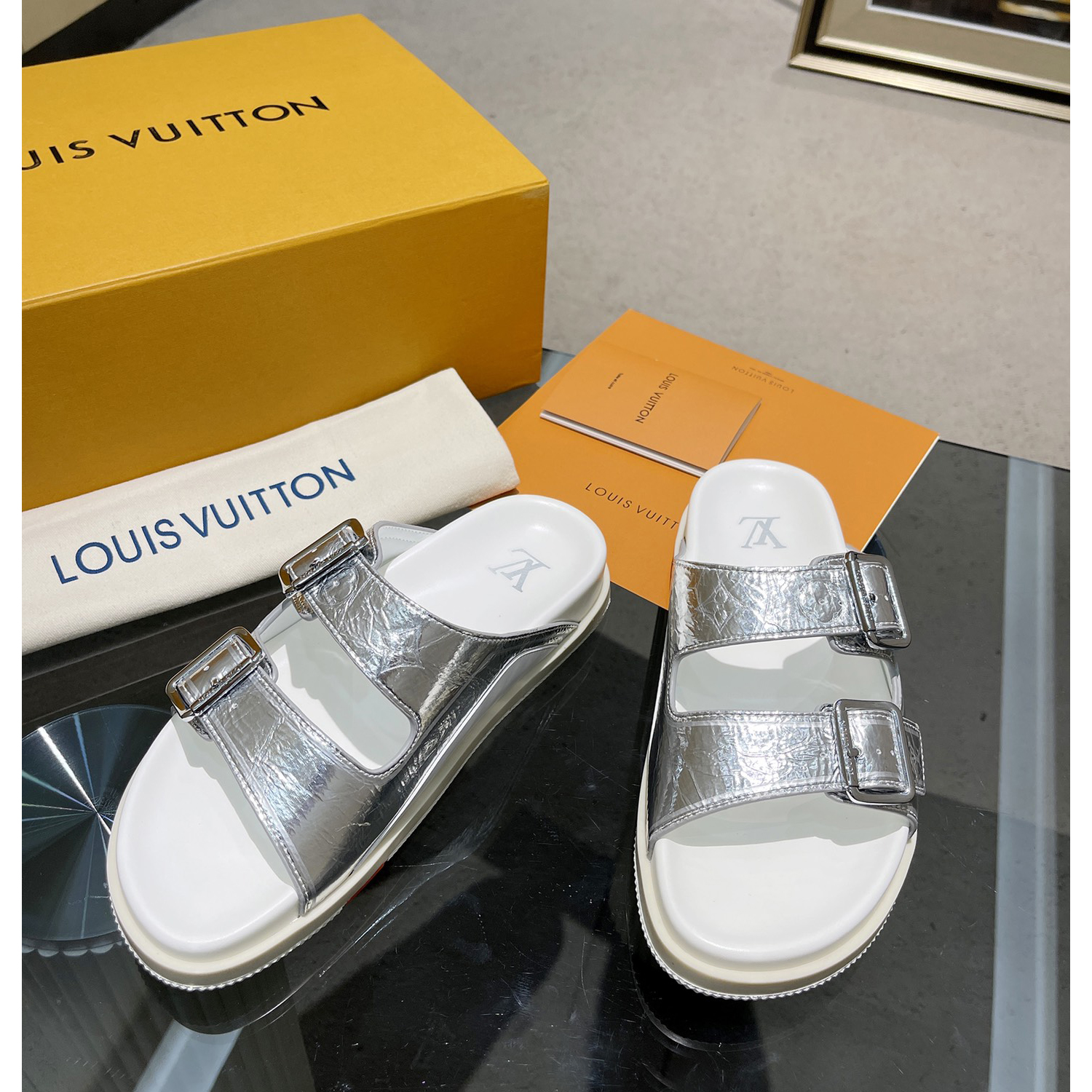 Louis Vuitton Men's Trainer Slippers - everydesigner