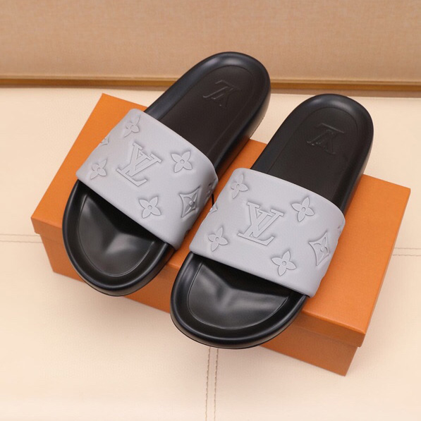 Louis Vuitton Monogram Slippers - everydesigner