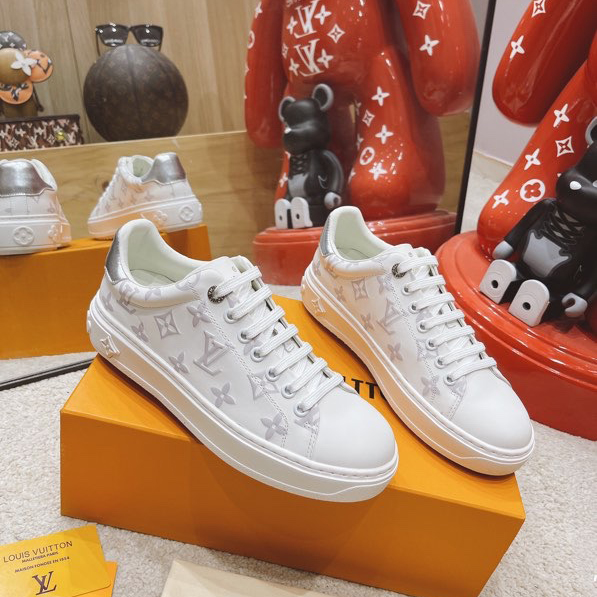 Louis Vuitton Monogram Sneaker - everydesigner