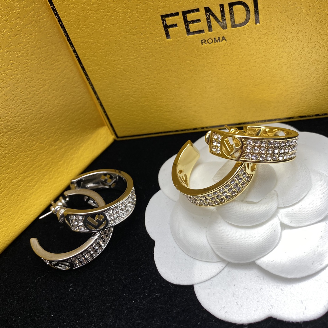 Fendi Earrings - everydesigner