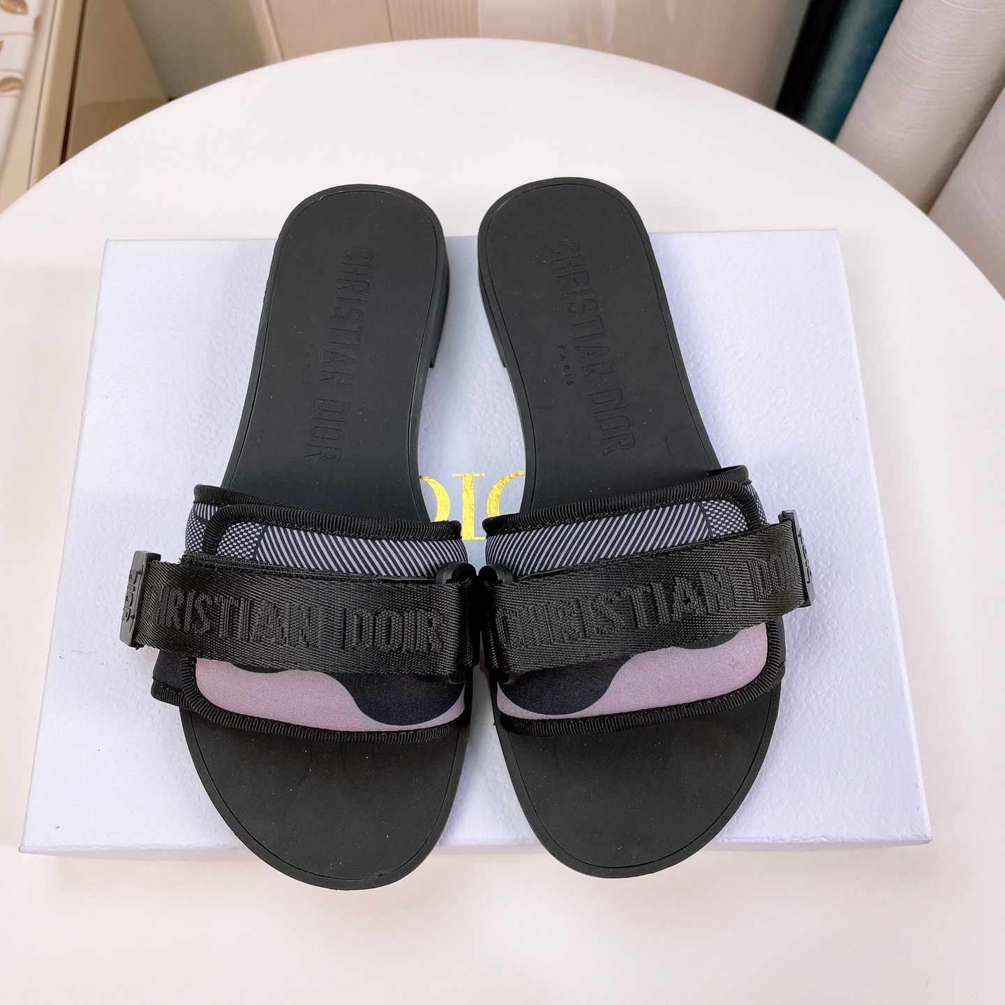 Dior Women Slides - everydesigner