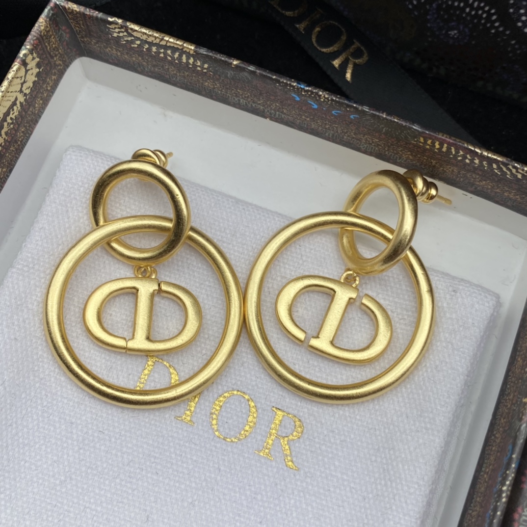 Dior 'CD'  Earrings - everydesigner