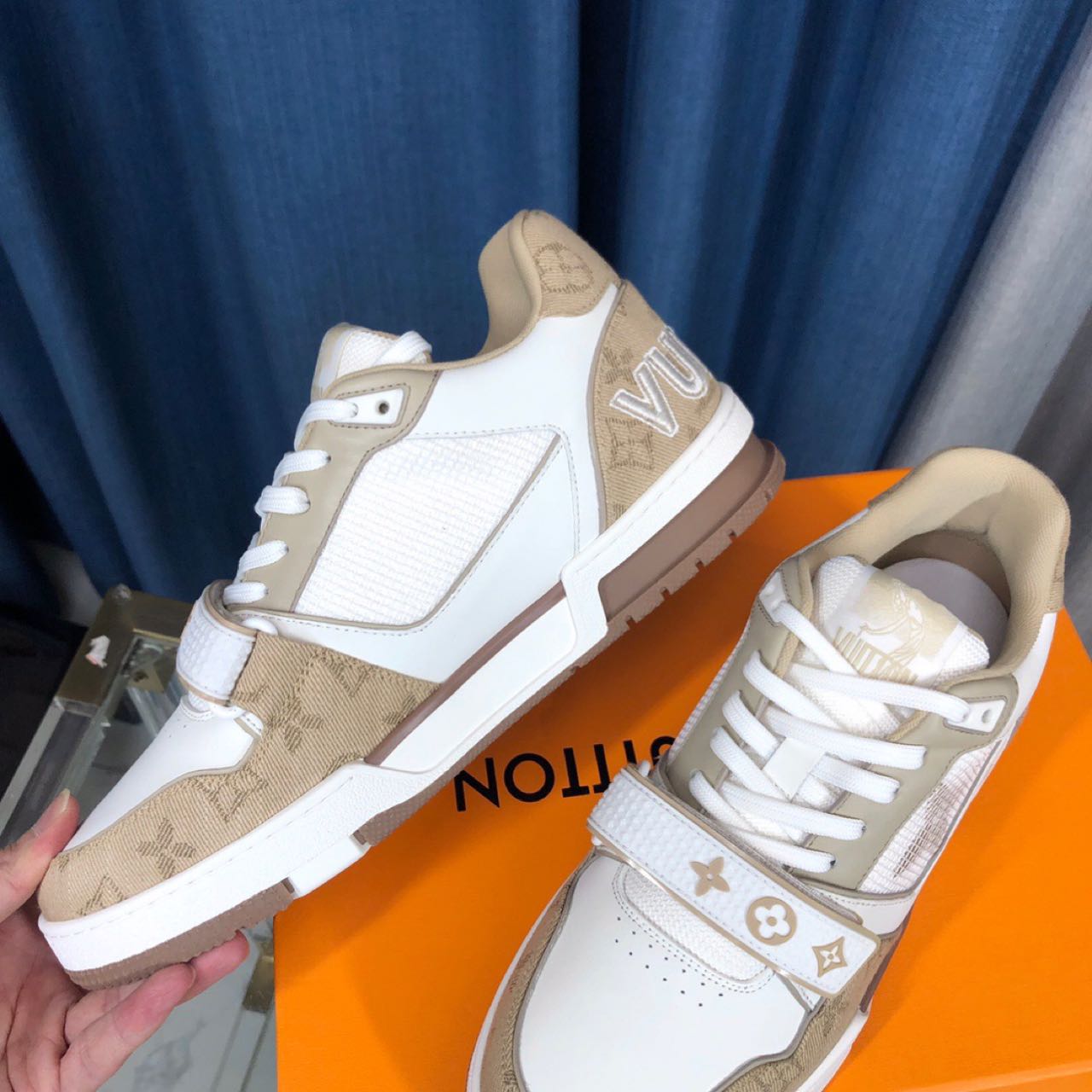 Louis Vuitton Run  Away Sneaker - everydesigner