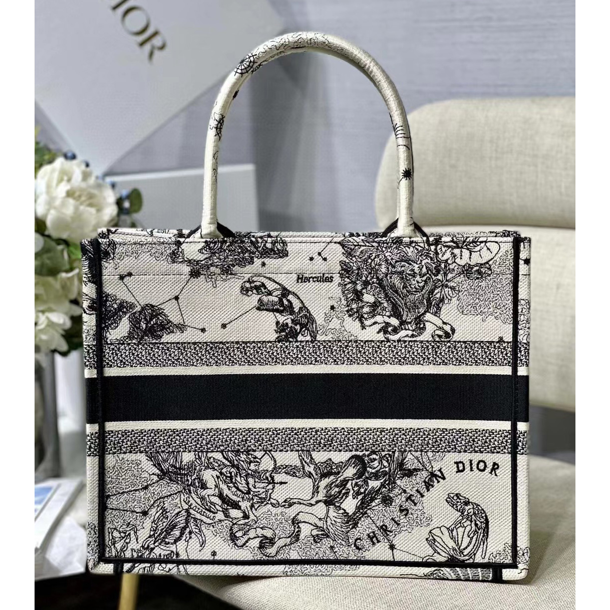 Dior Oblique Embroidered Book Tote（36.5-28-17.5CM） - everydesigner