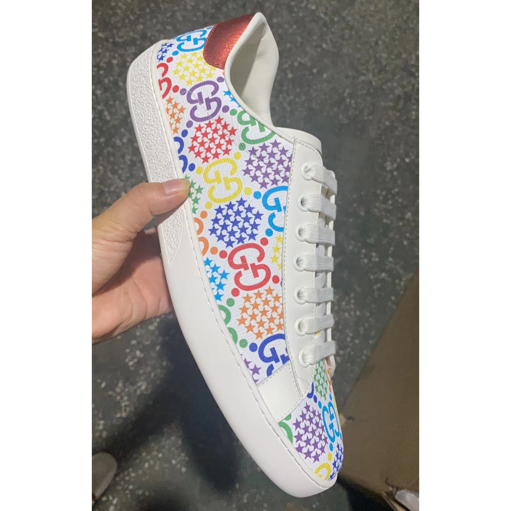 Gucci  Sneakers - everydesigner