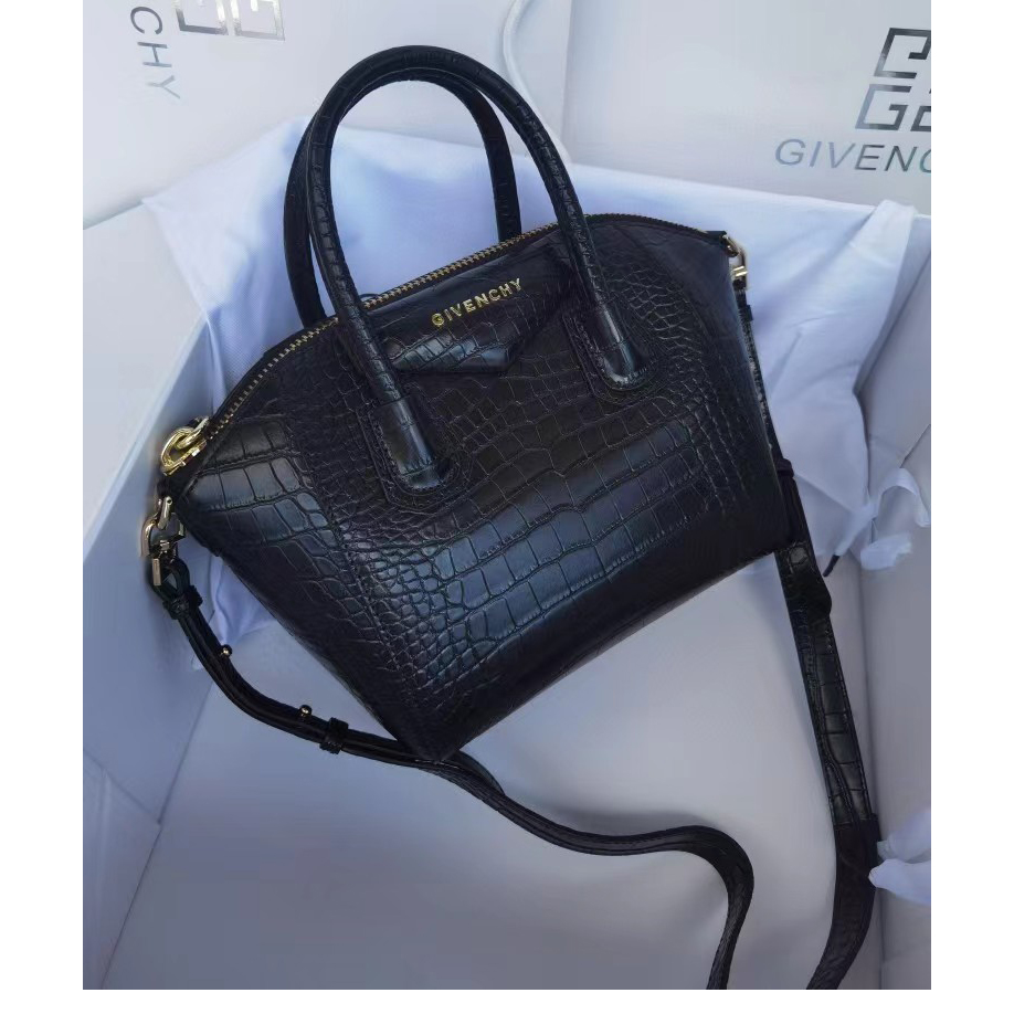 Givenchy Black Handbag(22-22-13CM) - everydesigner