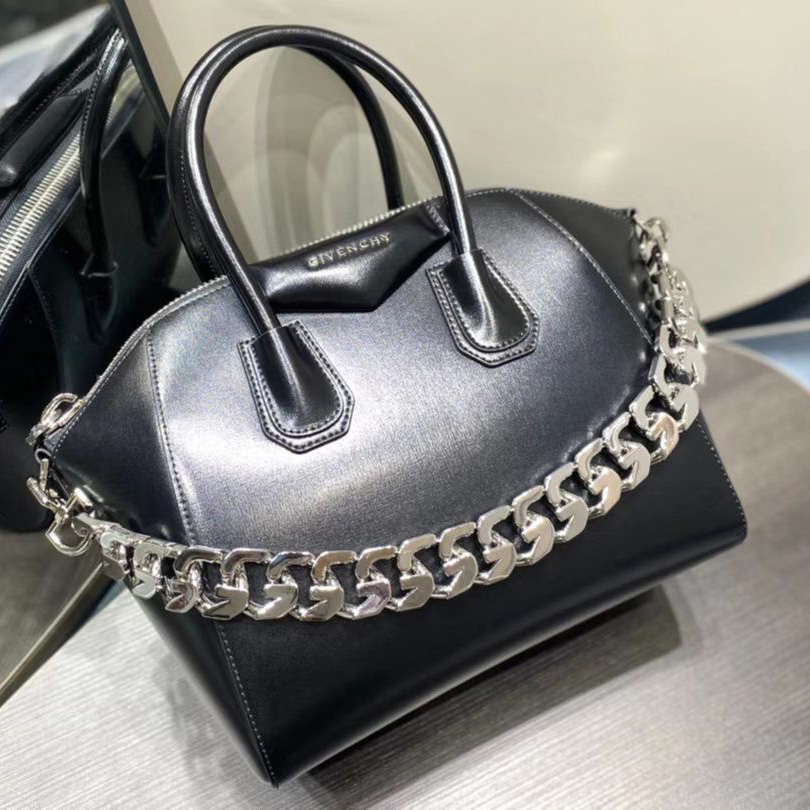 Givenchy Black  Chain Small Antigona Bag(28-17-23cm) - everydesigner