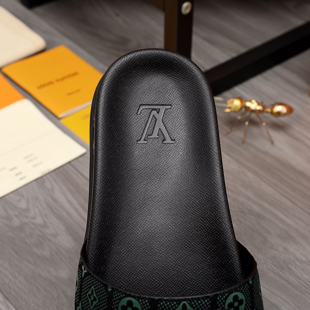 Louis Vuitton Monogram Slippers - everydesigner