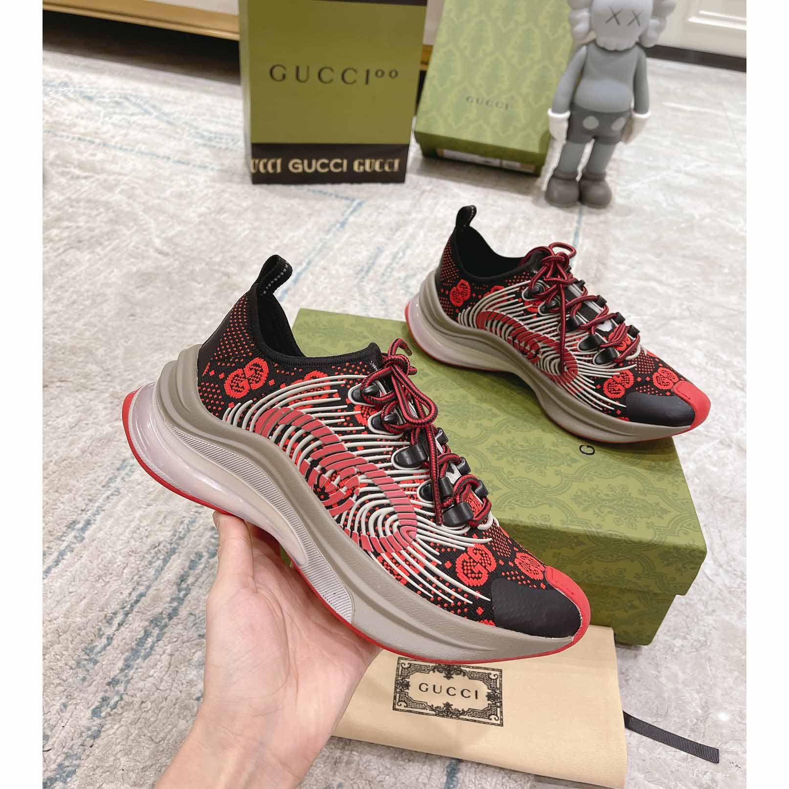 Gucci Run Sneaker  - everydesigner