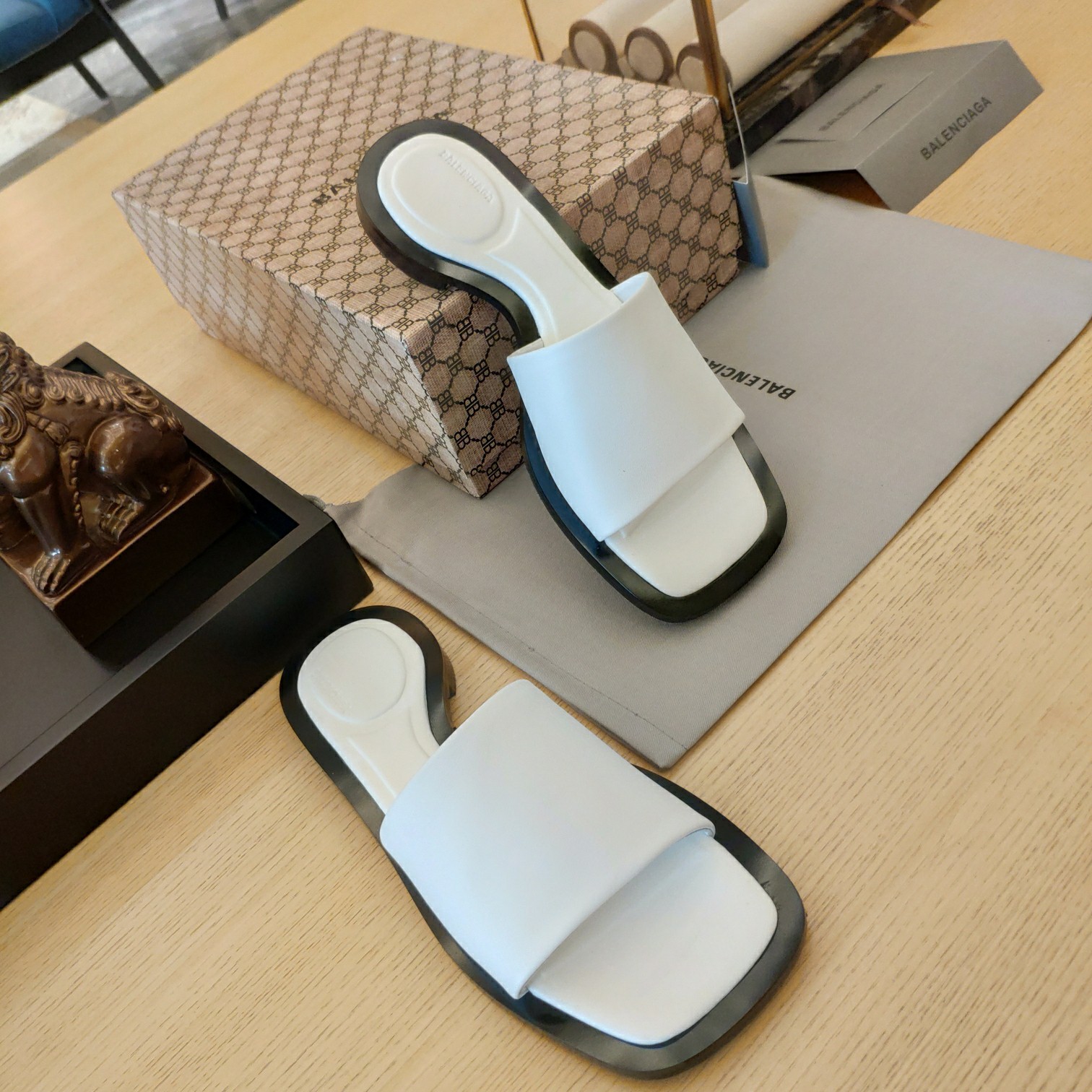 Balenciaga Logo Leather Slide Sandal - everydesigner