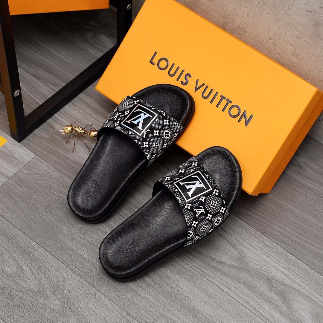 Louis Vuitton Monogram Slippers - everydesigner