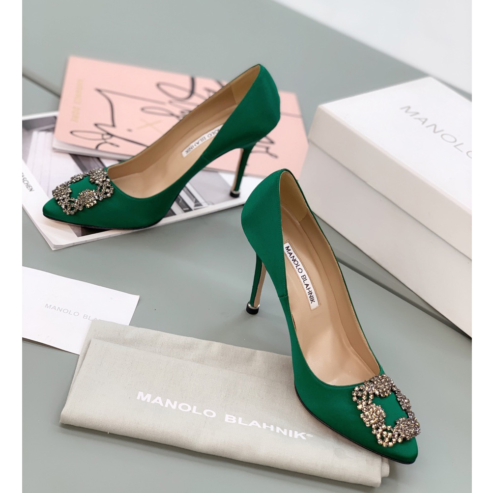 Manolo Blahnik Green Hangisi Pumps With Buckle - everydesigner