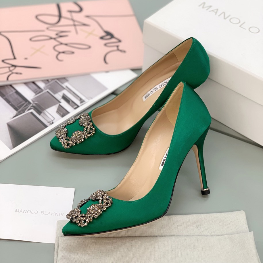 Manolo Blahnik Green Hangisi Pumps With Buckle - everydesigner