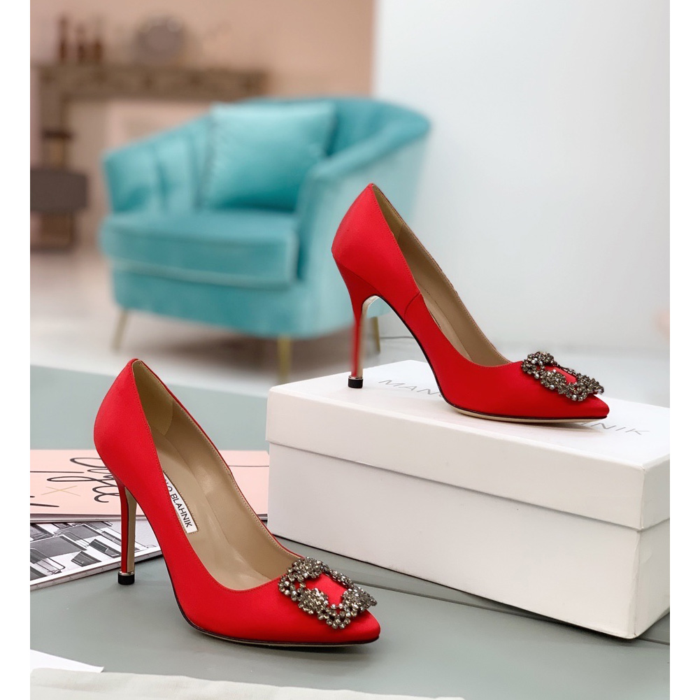 Manolo Blahnik Red Hangisi Pumps With Buckle - everydesigner