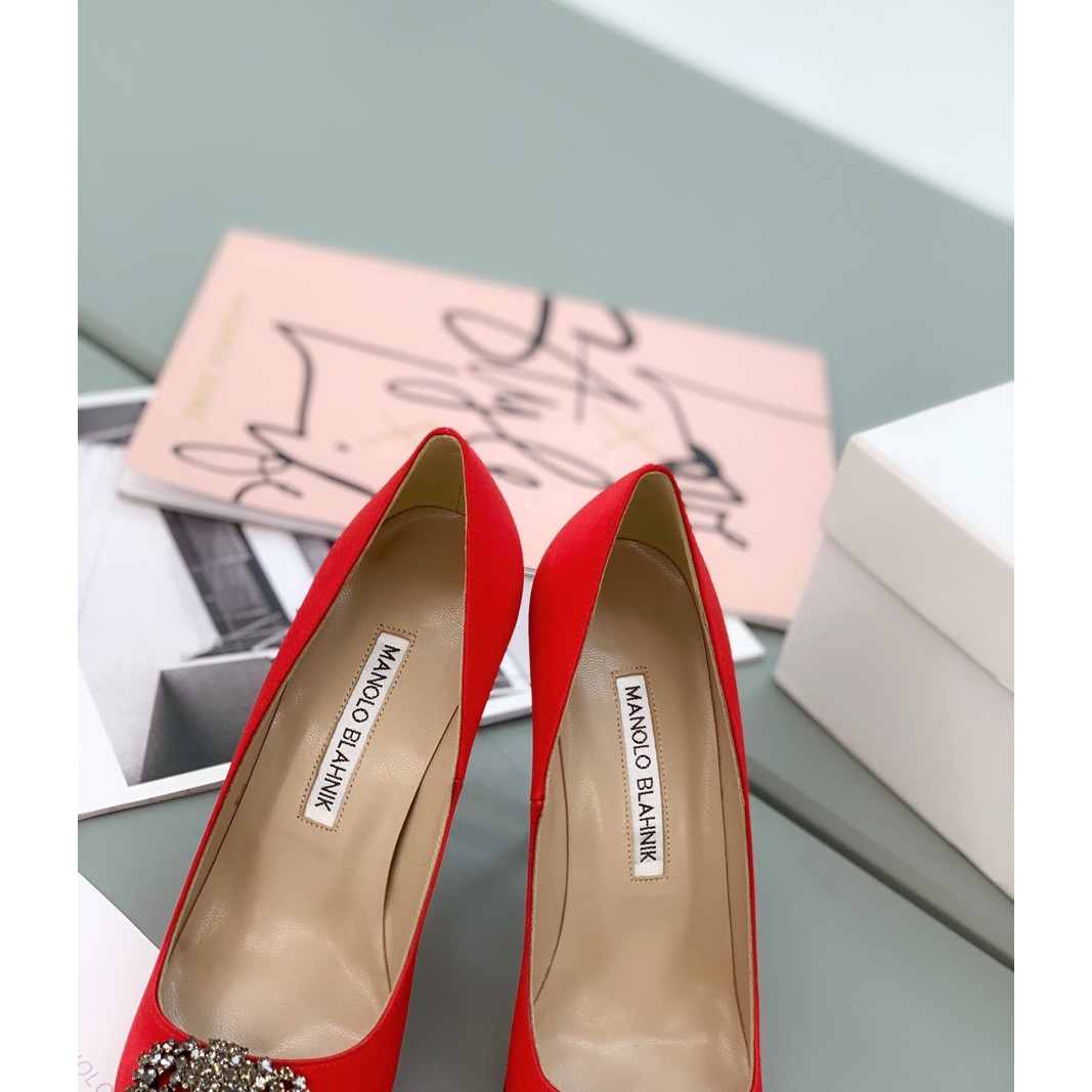 Manolo Blahnik Red Hangisi Pumps With Buckle - everydesigner