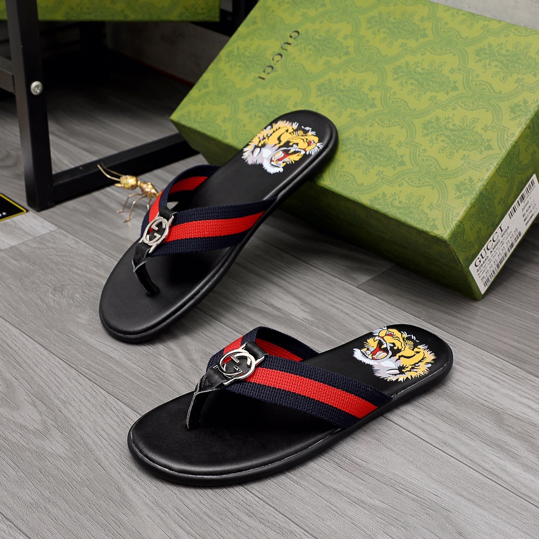 Gucci Rubber GG Men's Flip Flops - everydesigner