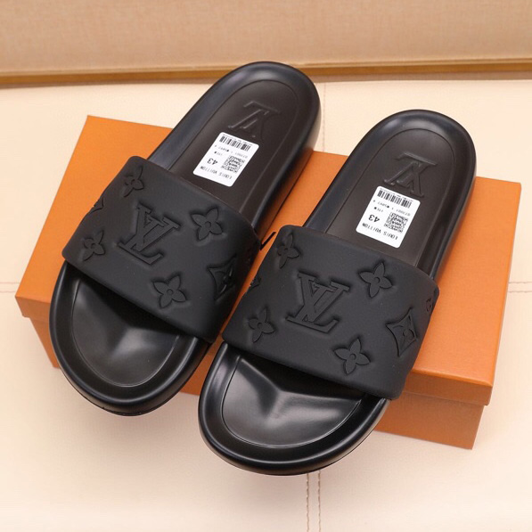 Louis Vuitton Monogram Slippers - everydesigner