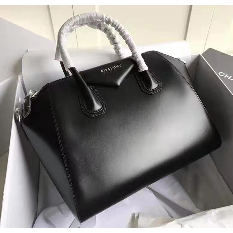 Givenchy Black Handbag(28-34-25CM) - everydesigner