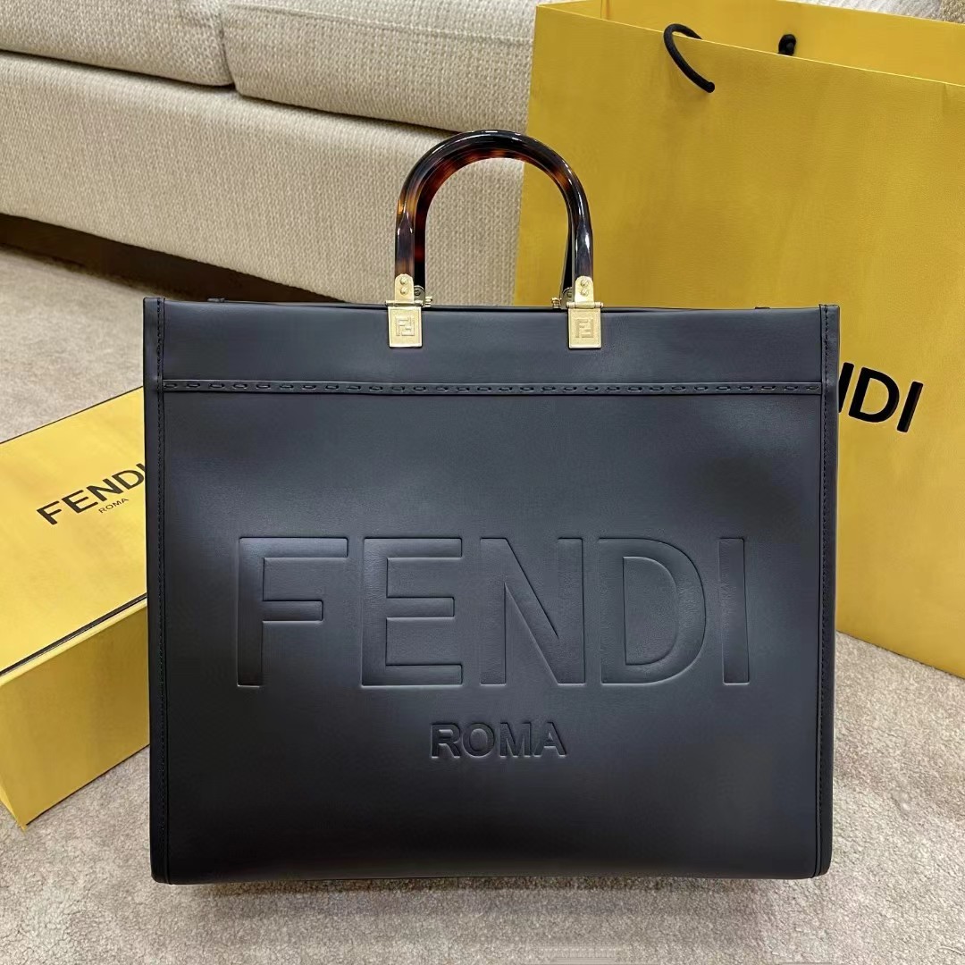 Fendi Sunshine Medium Beige Canvas Bag(40.5-35-21.5cm) - everydesigner