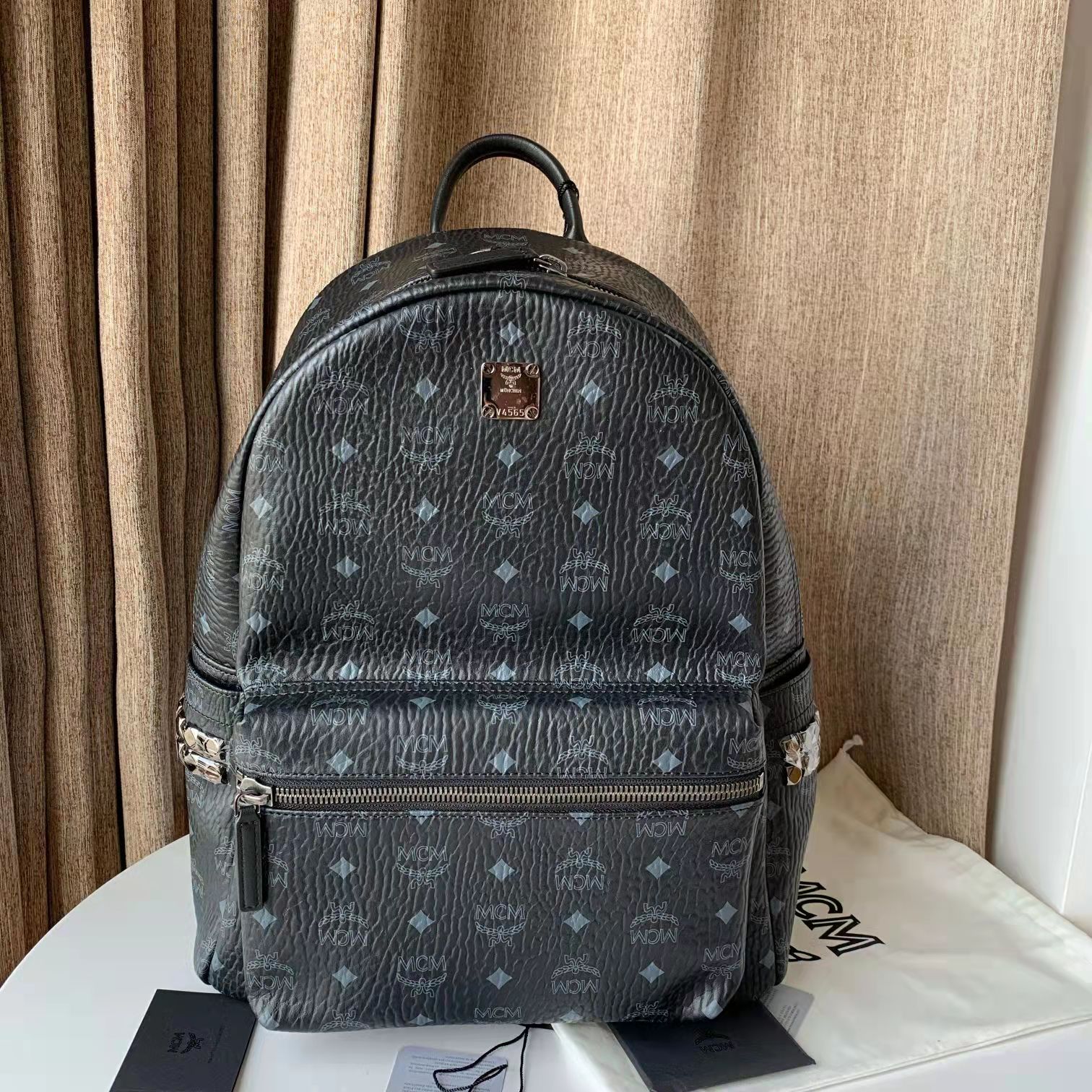 MCM Leather Black Backpack（41-33-15cm） - everydesigner