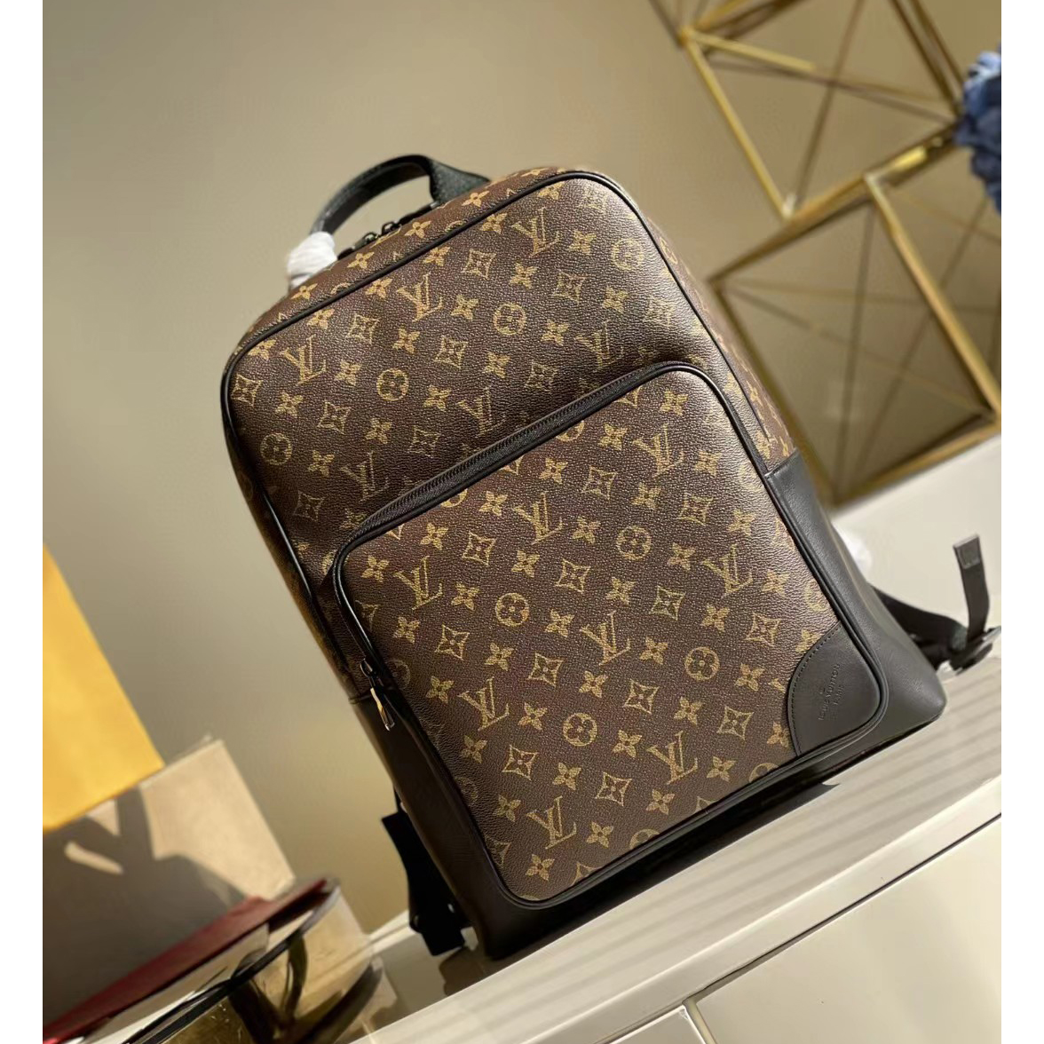 Louis Vuitton Dean Backpack(31-41.5-15cm)   M45335 - everydesigner