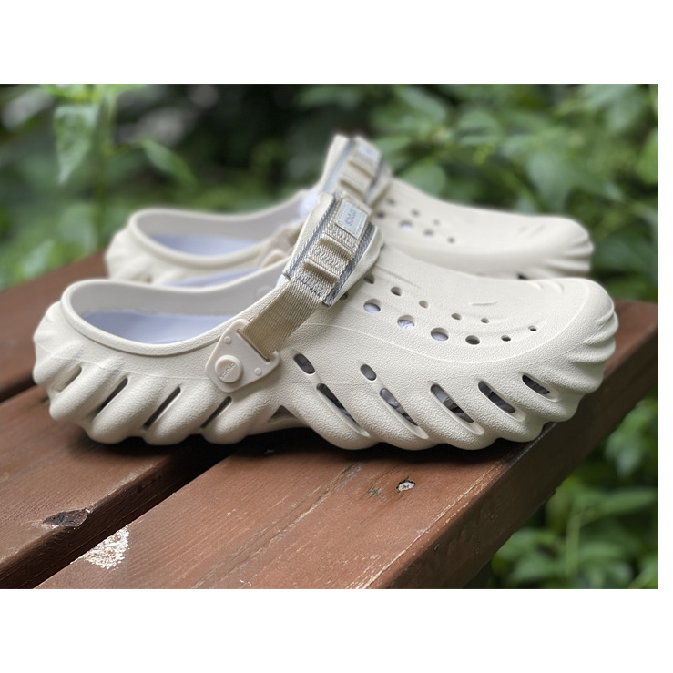 Salehe Bembury × CrocsPollex Clog 