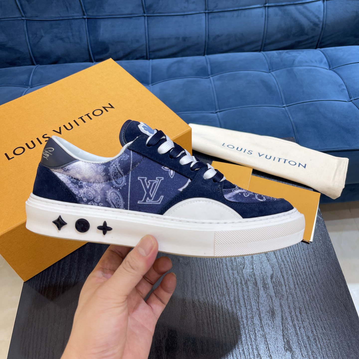 Louis Vuitton LV Ollie Sneaker       1AA7ME - everydesigner