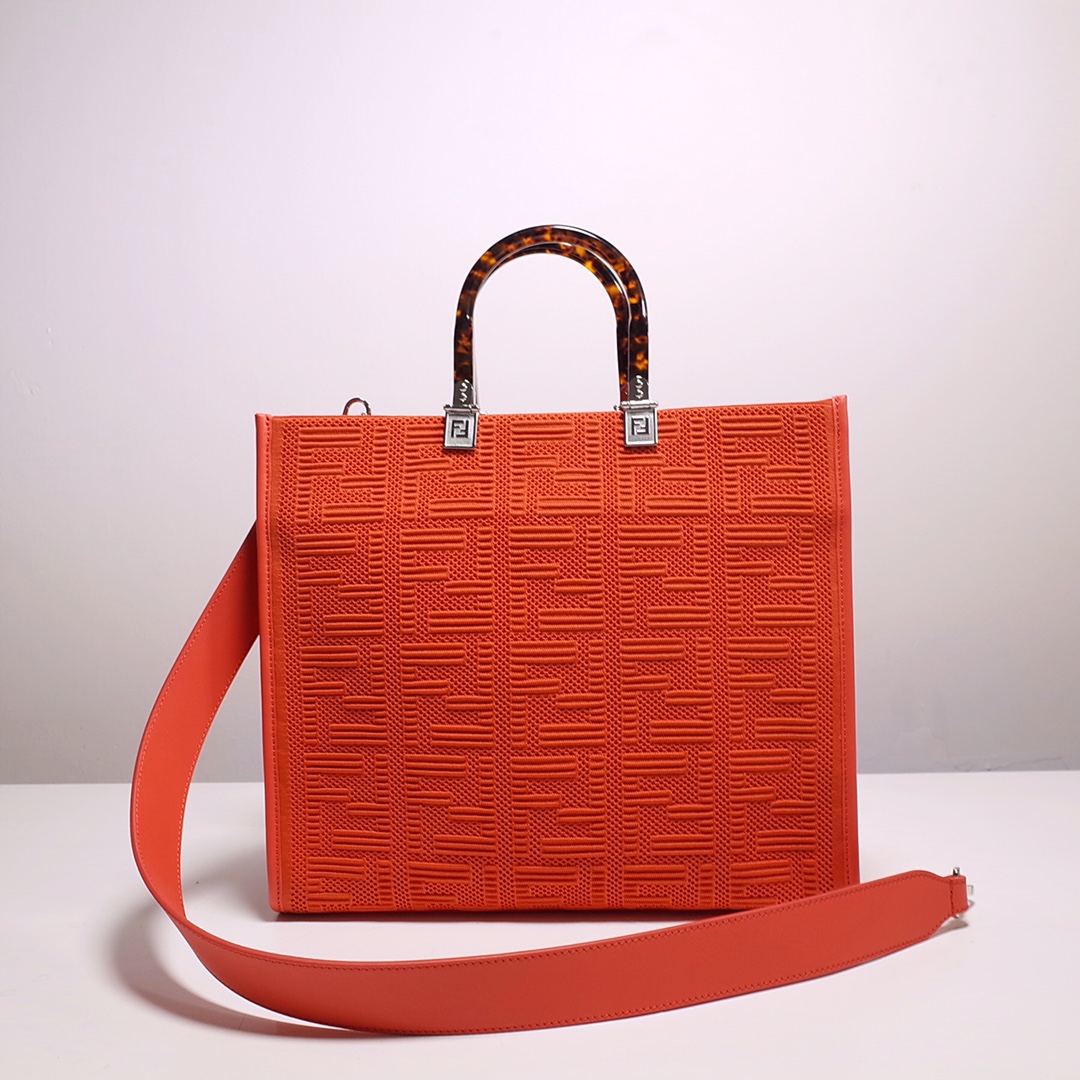 Fendi Sunshine Medium Shopper Bag In Red (35-31-17cm)  8BH386 - everydesigner