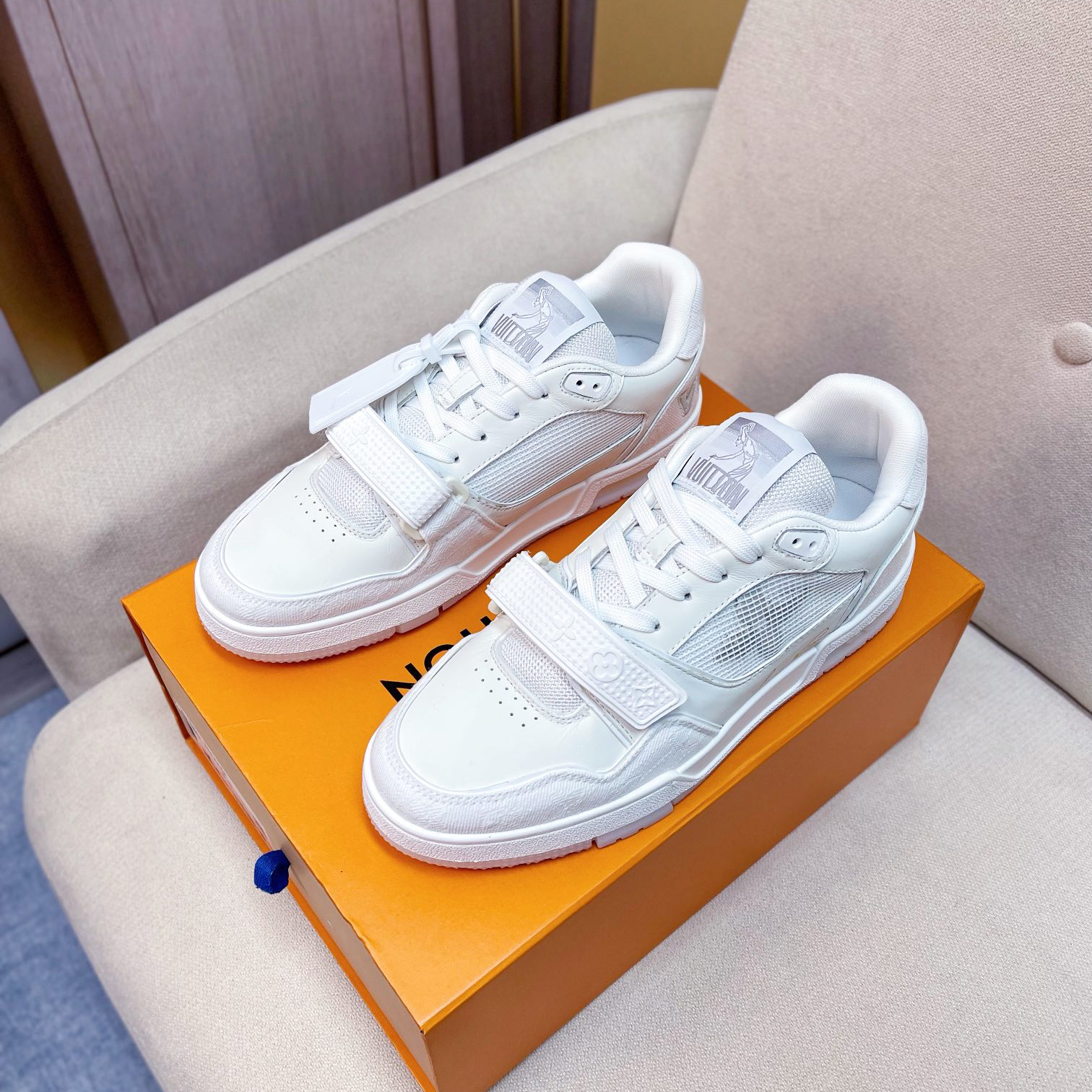 Louis Vuitton Trainer Sneaker(Upon UK Size) - everydesigner