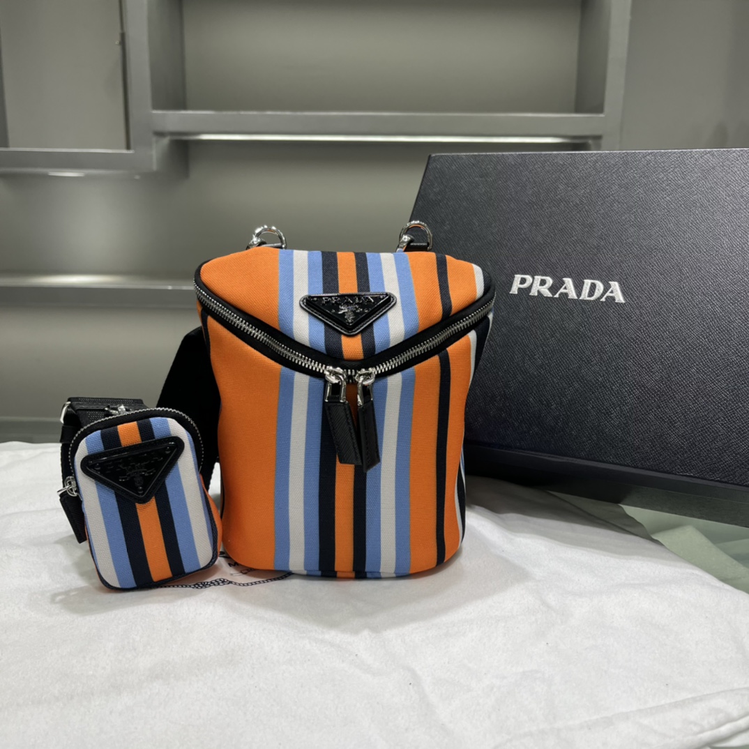 Prada Printed Canvas Shoulder Bag(21-15-15cm)   2VH147 - everydesigner